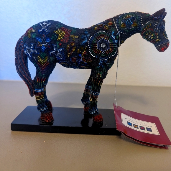 Trail of Painted Ponies Guardian Spirit - Picture 1 of 6